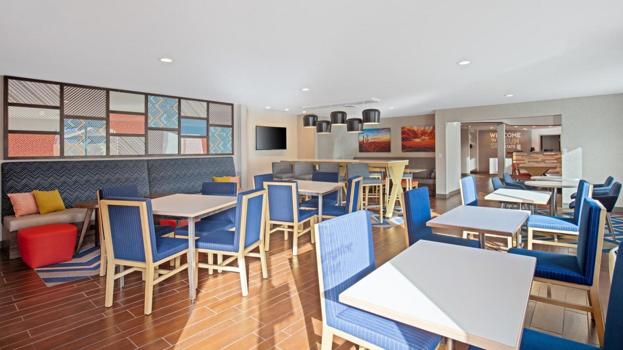 Hampton Inn Phoenix Airport North Экстерьер фото