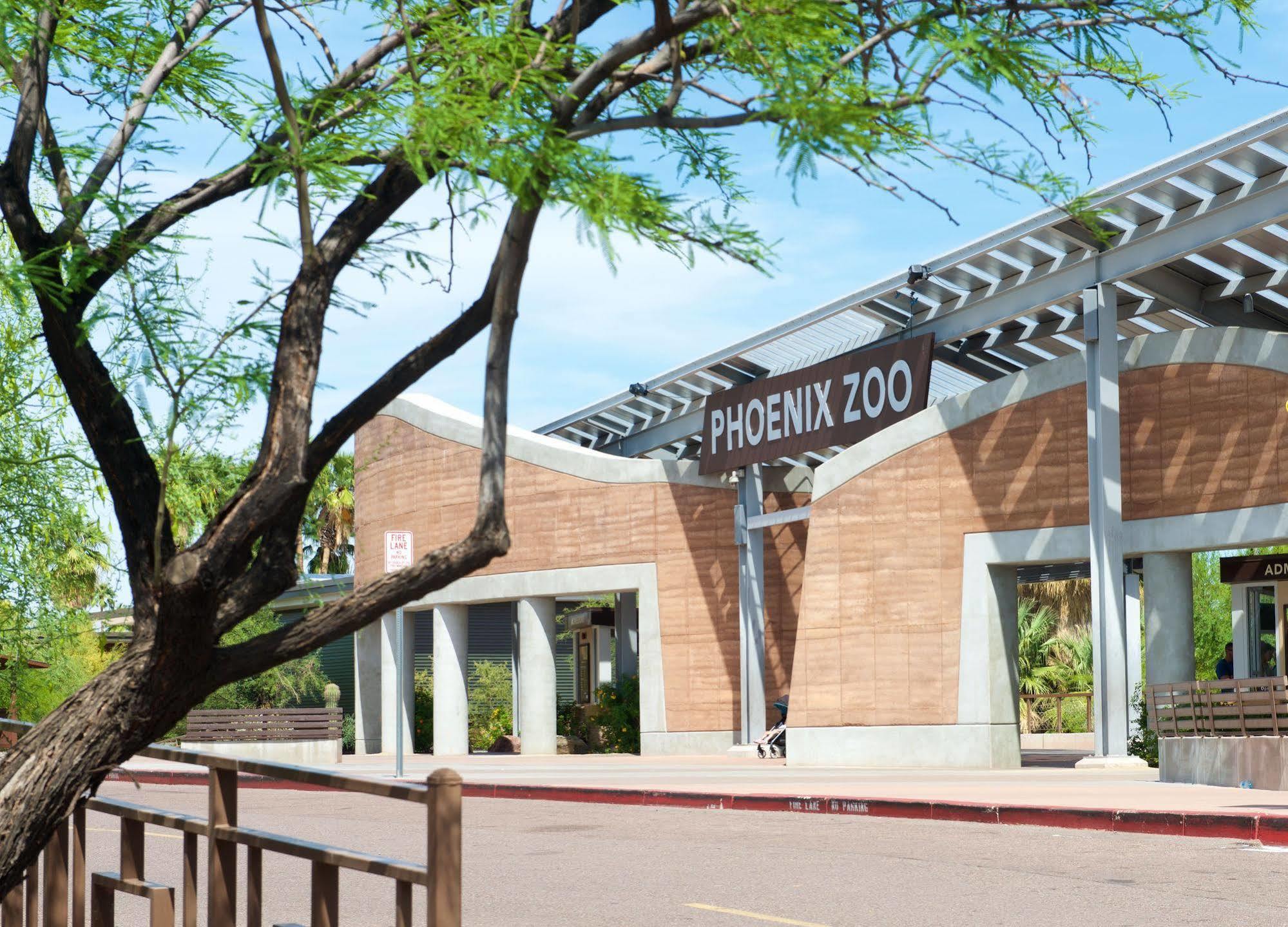 Hampton Inn Phoenix Airport North Экстерьер фото
