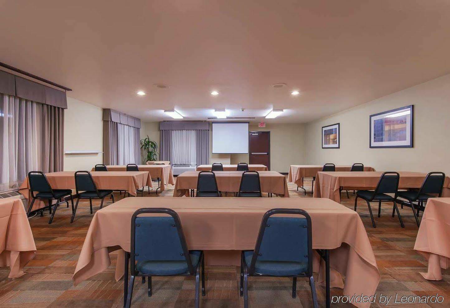 Hampton Inn Phoenix Airport North Экстерьер фото