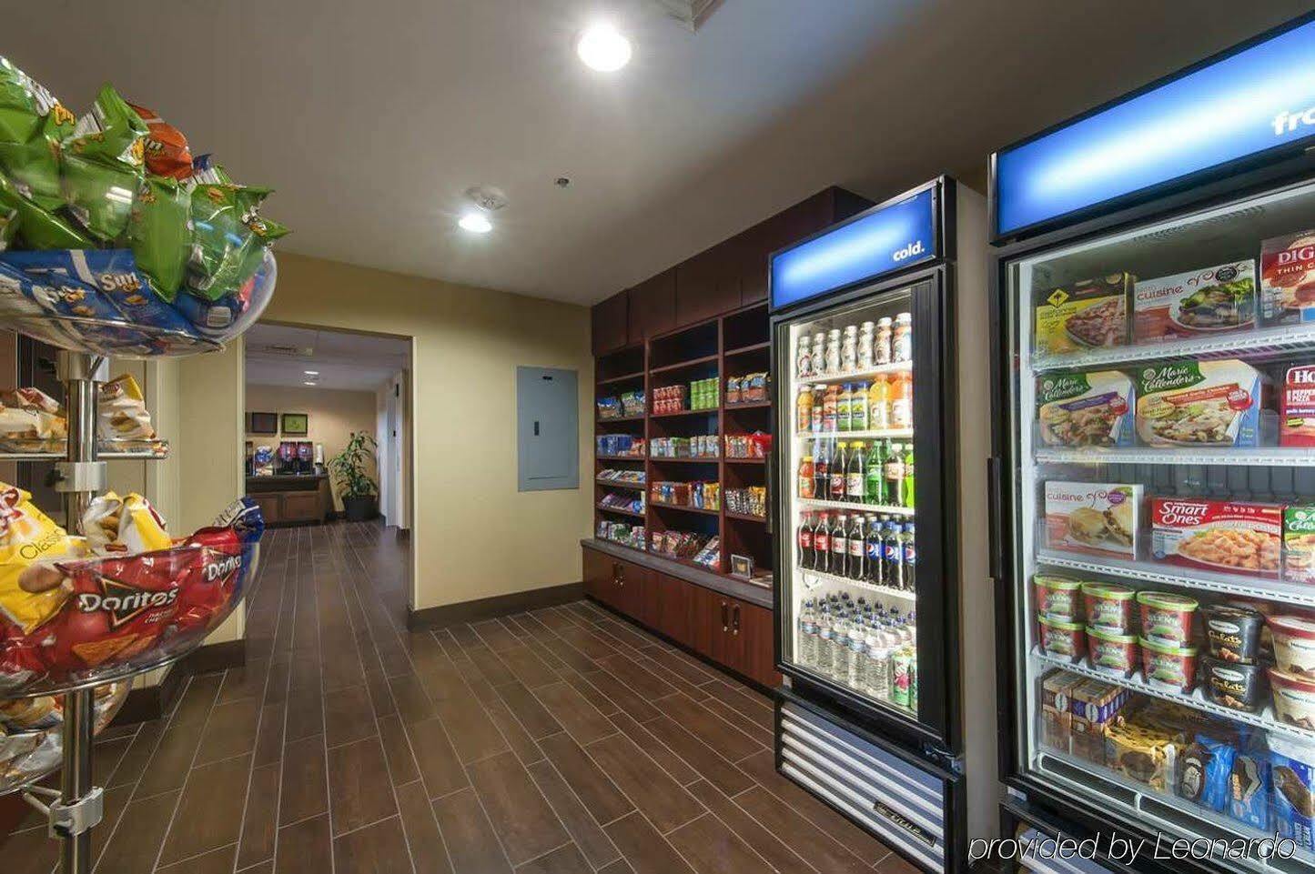 Hampton Inn Phoenix Airport North Экстерьер фото